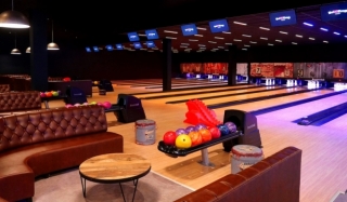 Bowling by Exalto